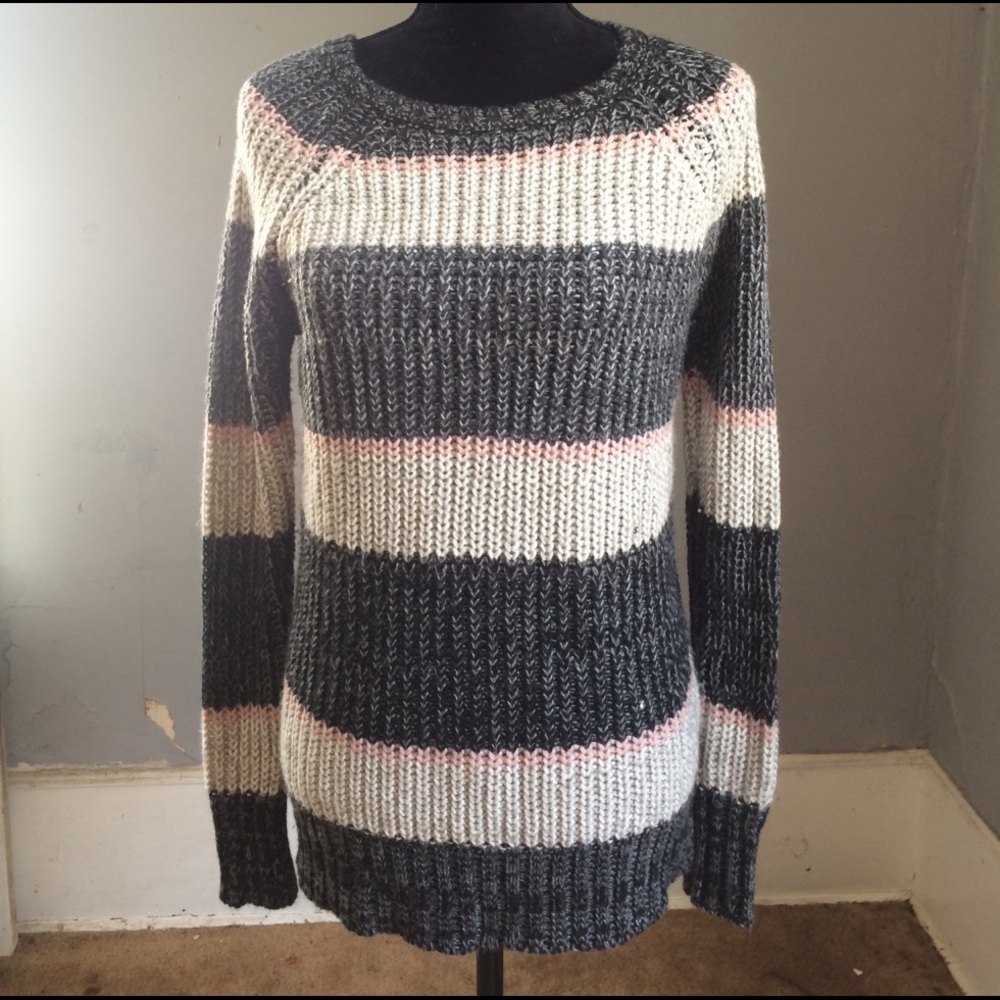 American eagle sweater