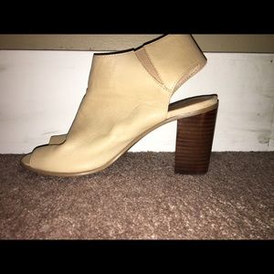 Steve Madden open toed heels