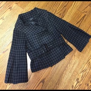 Willie Smith houdstooth sz 4 bell sleeve jacket