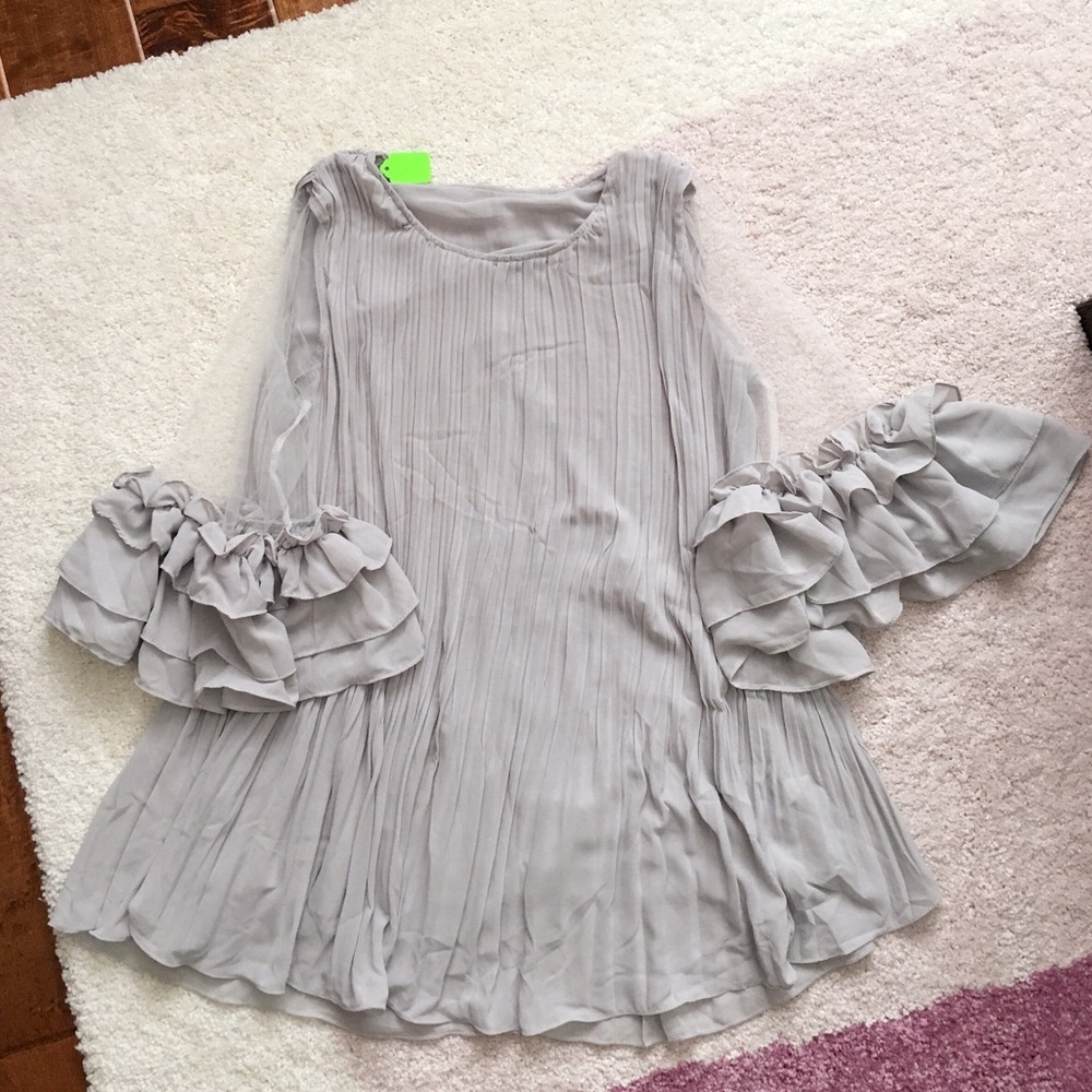Pixie Market Grey Blue Flounce Sleeves Dress