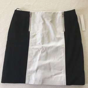 Black and white panel skirt