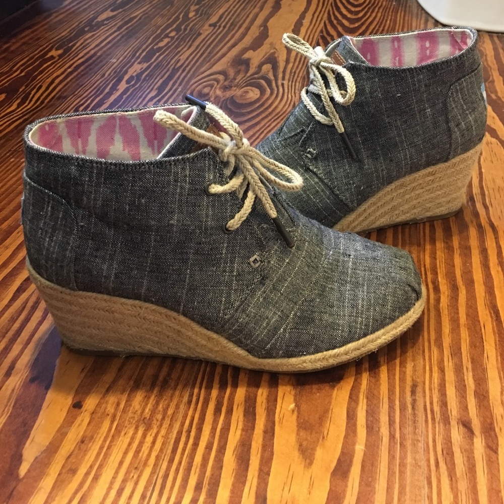 Toms Desert Booties Wedges