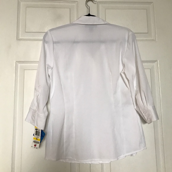 Blouse - Picture 2 of 3