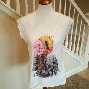 Guess top size medium.