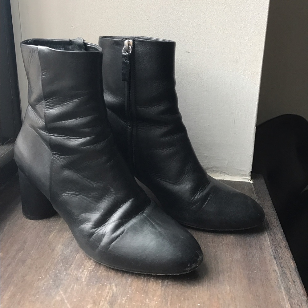 COS black leather Cylinder heel ankle boot