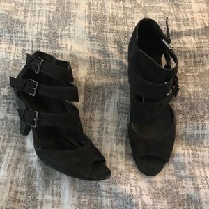 Black Suede Strap Heels!