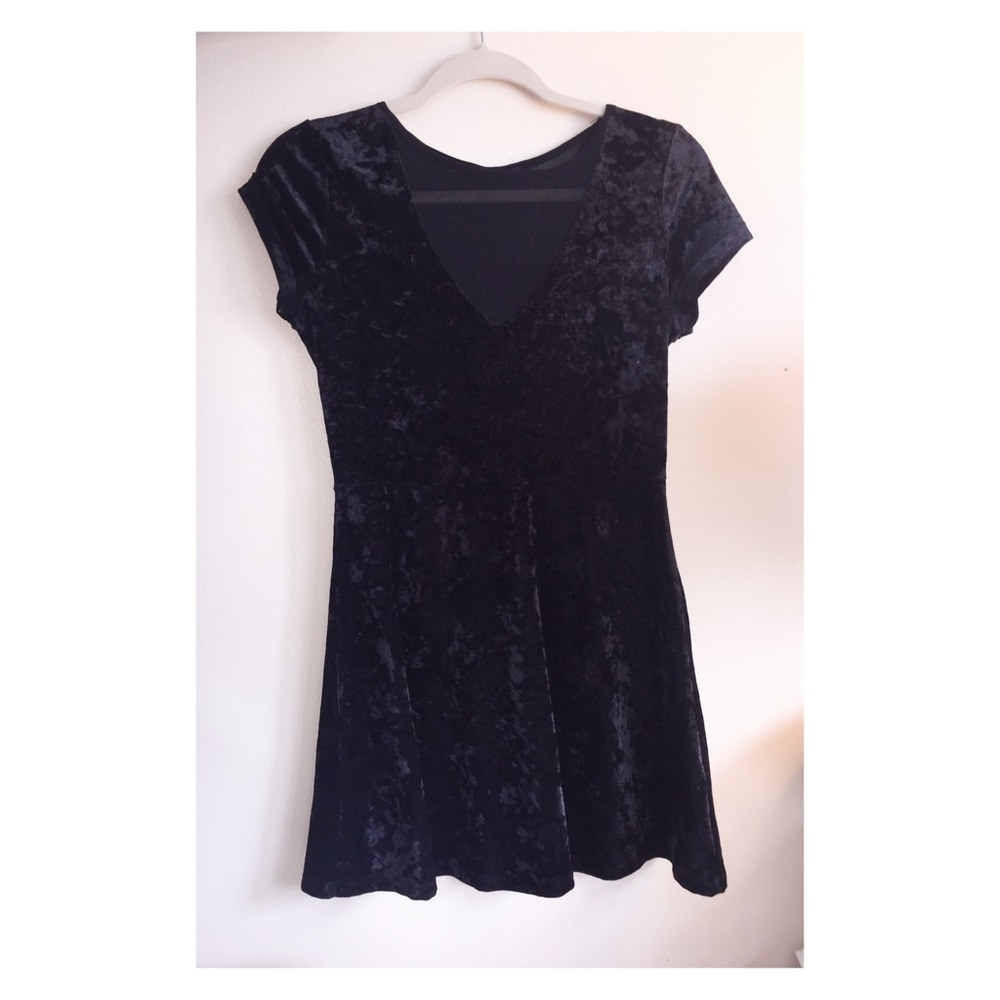 !! LAST CHANCE !! Black Velvet & Mesh Dress