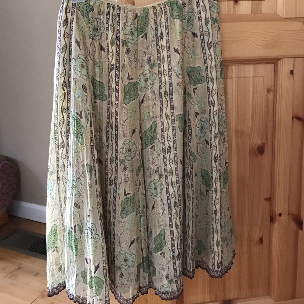 Skirt