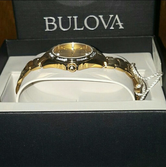 Big Sale,NWT Bulova Crystal gold watch main image 4
