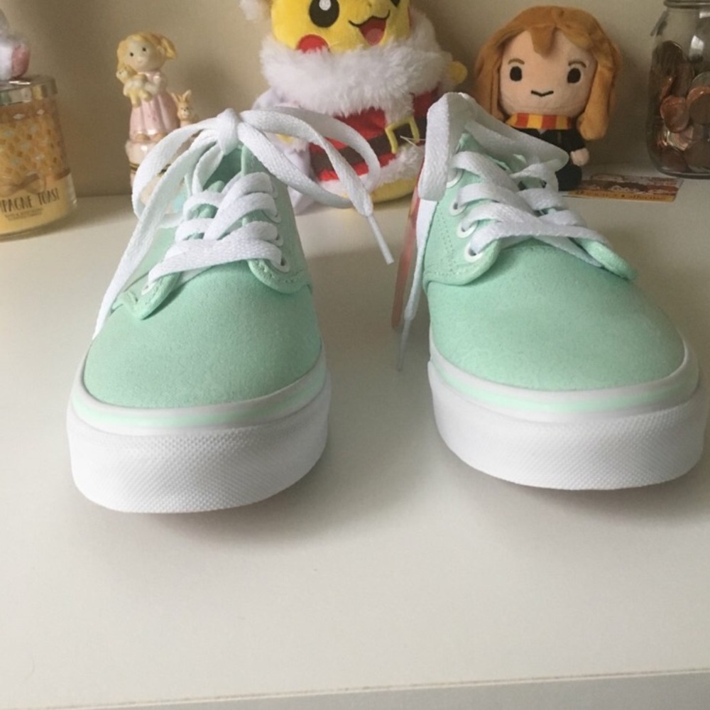Brand new mint color vans