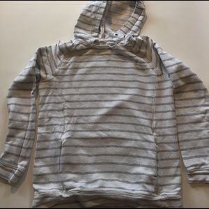 Hooded striped sweatshirt