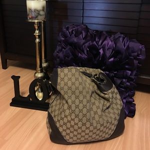AUTHENTIC GUCCI HOBO AUTHENTIC GUCCI HOBO 