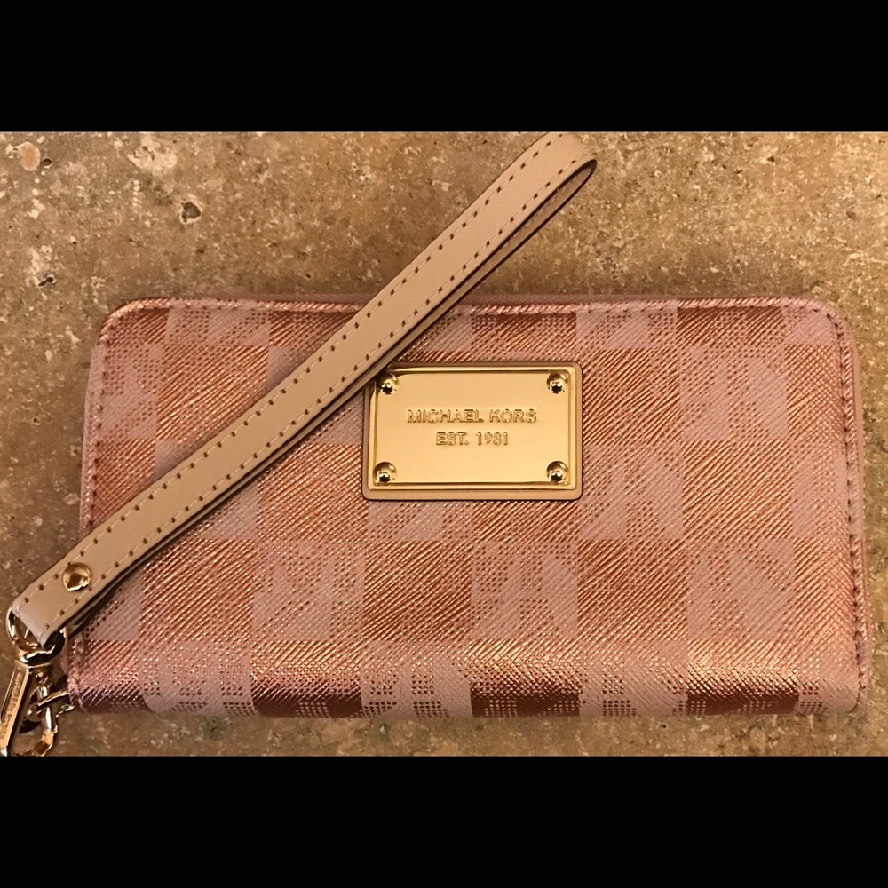Michael Kors wristlet wallet.