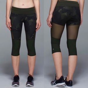 RARE Lululemon Training Tough Crop, Camo Mesh sz 4