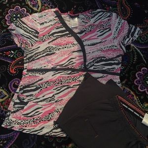 Heart and soul scrub set