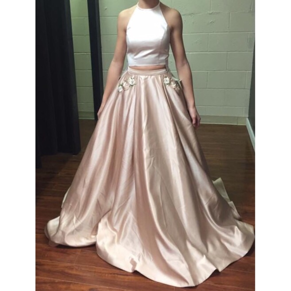 sherri hill prom dress