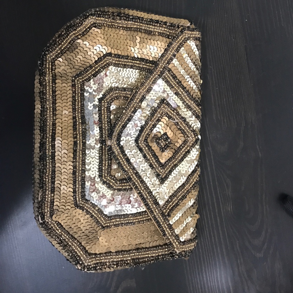 Gold sequins clutch