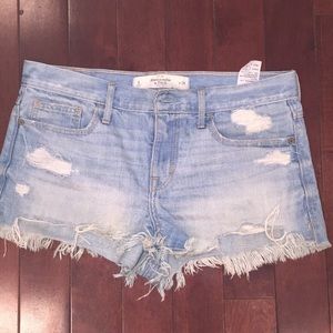Abercrombie & Fitch Hi-Rise Shorts