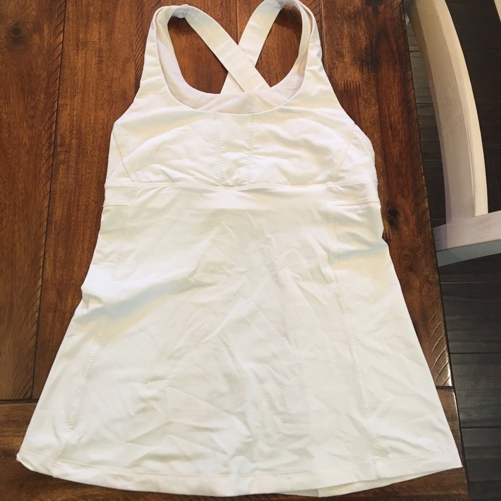 Lululemon athletic top