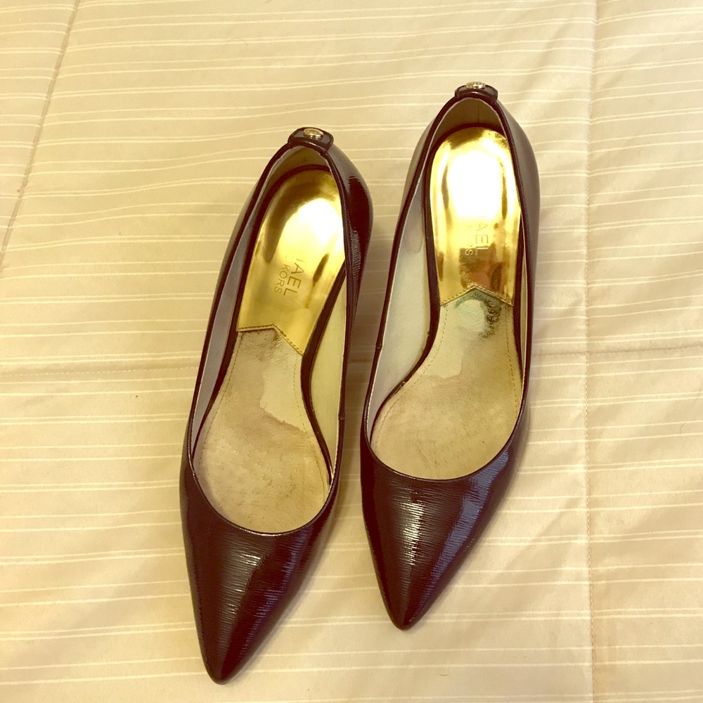 Michael Kors Navy Blue Pumps