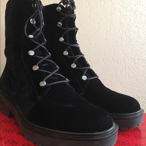 GUESS VELVET COMPAT BOOTS