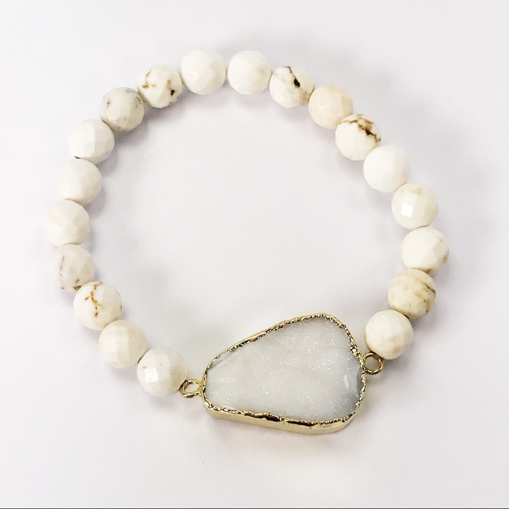 Crystal Druzy Stretch Bracelet - Picture 2 of 8