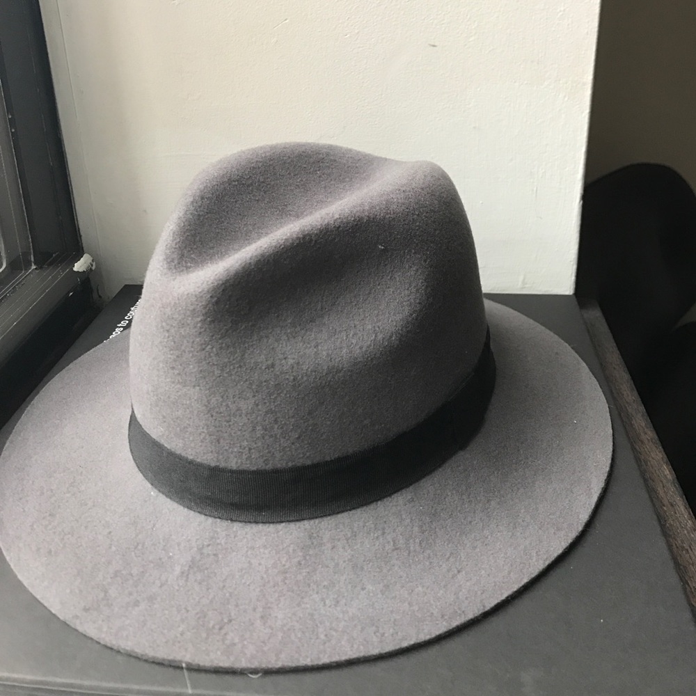 Gray felt fedora