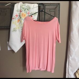Piko classic short sleeve tee. Petal pink