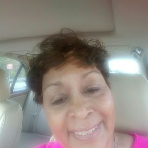 Meet your Posher, Linda