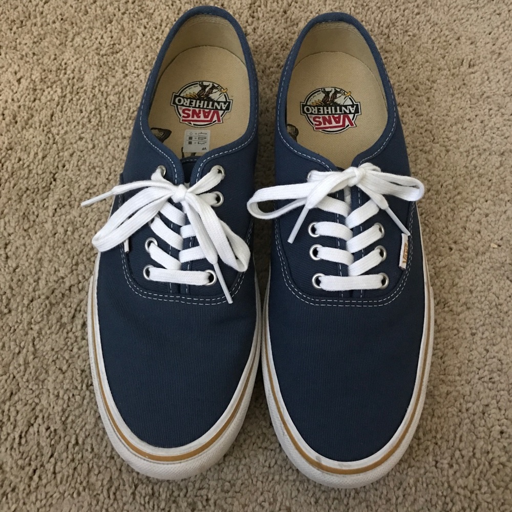 Men's Navy Vans tennis shoes