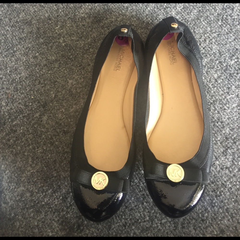 Michael Kors Ballet flats with gold logo