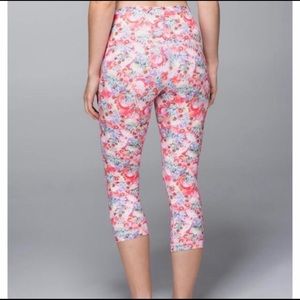 Lululemon Athletica Capri Leggings