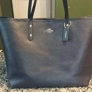 Sale today Coach city tote