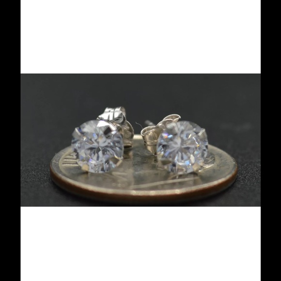 SALE๐1Ct Simulated Diamond 14K Gold Martini Studs - Picture 3 of 5
