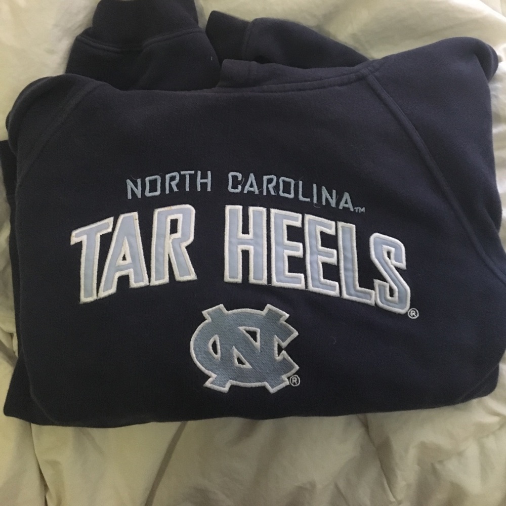 UNC sweatshirt