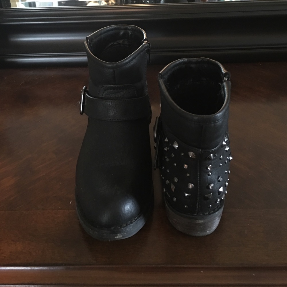 Black ankle boots
