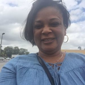 Meet your Posher, Carline