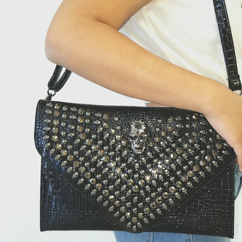 Skull faux leather bag