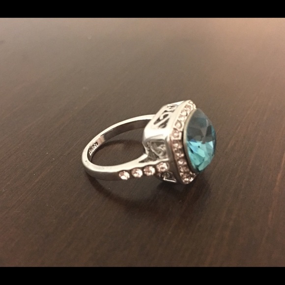 Austrian Crystal ring - Picture 2 of 3