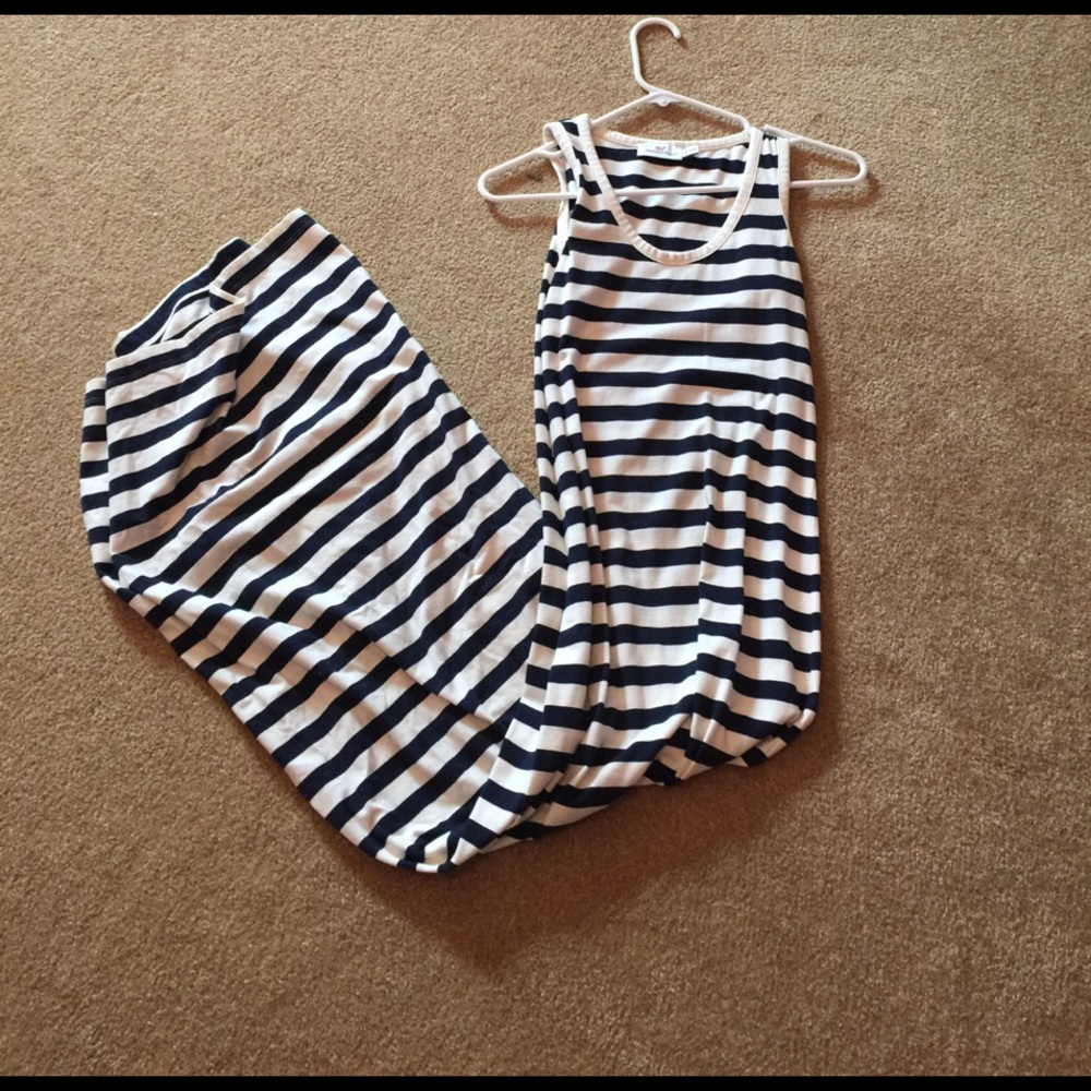 Vineyard Vines maxi dress