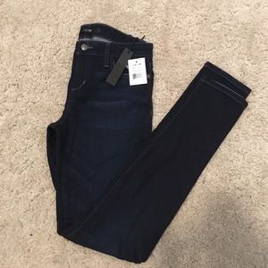 Brand New size 25 Joe skinny jeans