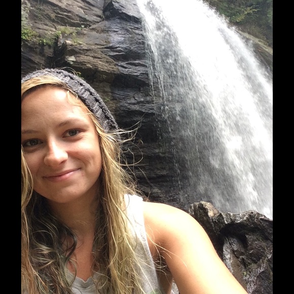 Meet your Posher, Sophie - Picture 1 of 1