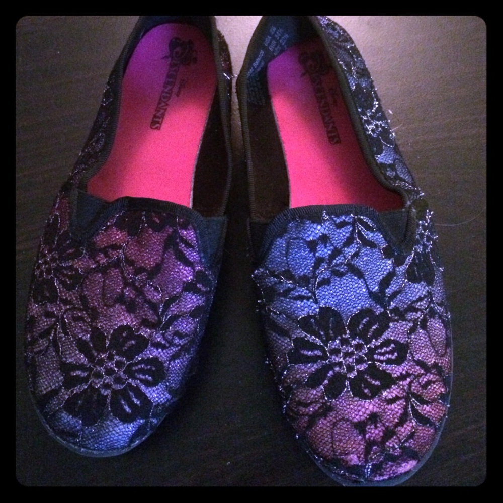 girls "descendents" shoes size 2 1/2