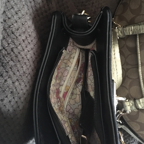 Key lock purse - Picture 3 of 3