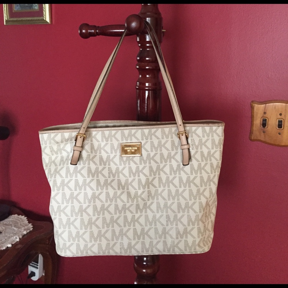 Authentic Mk Spring - image 1