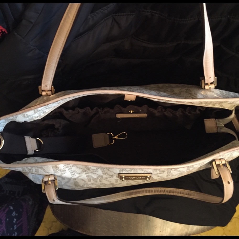 Authentic Mk Spring - image 3