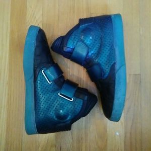 Nike Rare Flystepper 2K3 Luxe Eel Edition