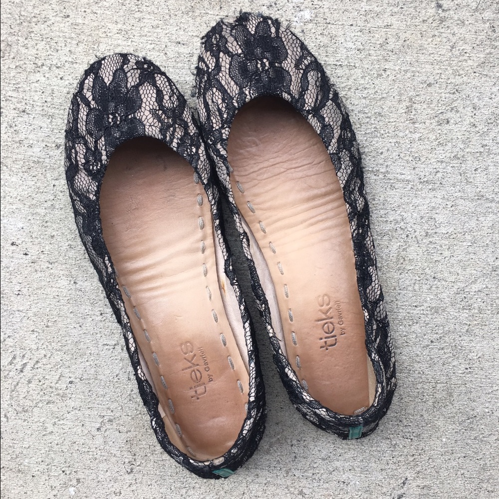 TIEKS LACE BLACK FLATS