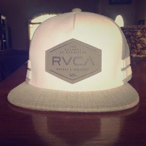 RVCA SnapBack