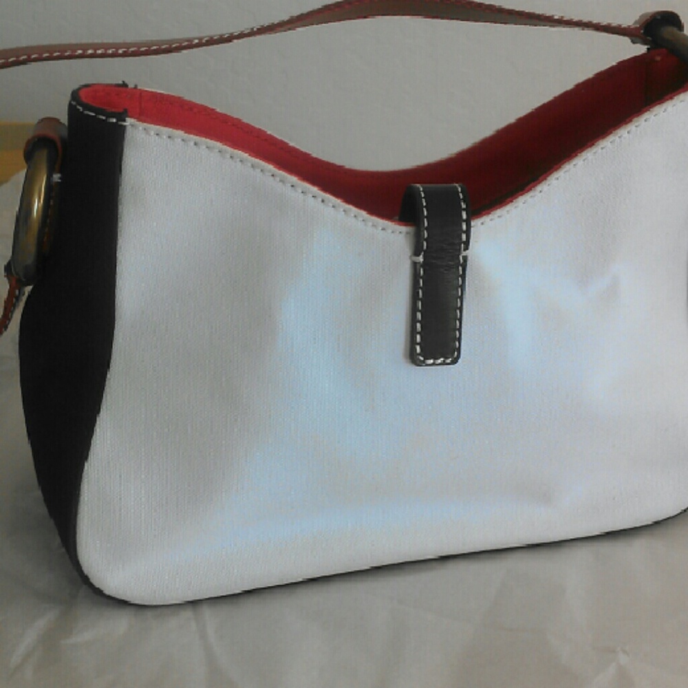 SOLD-Moschino Nautical Red, White and Blue Handbag - Picture 3 of 4